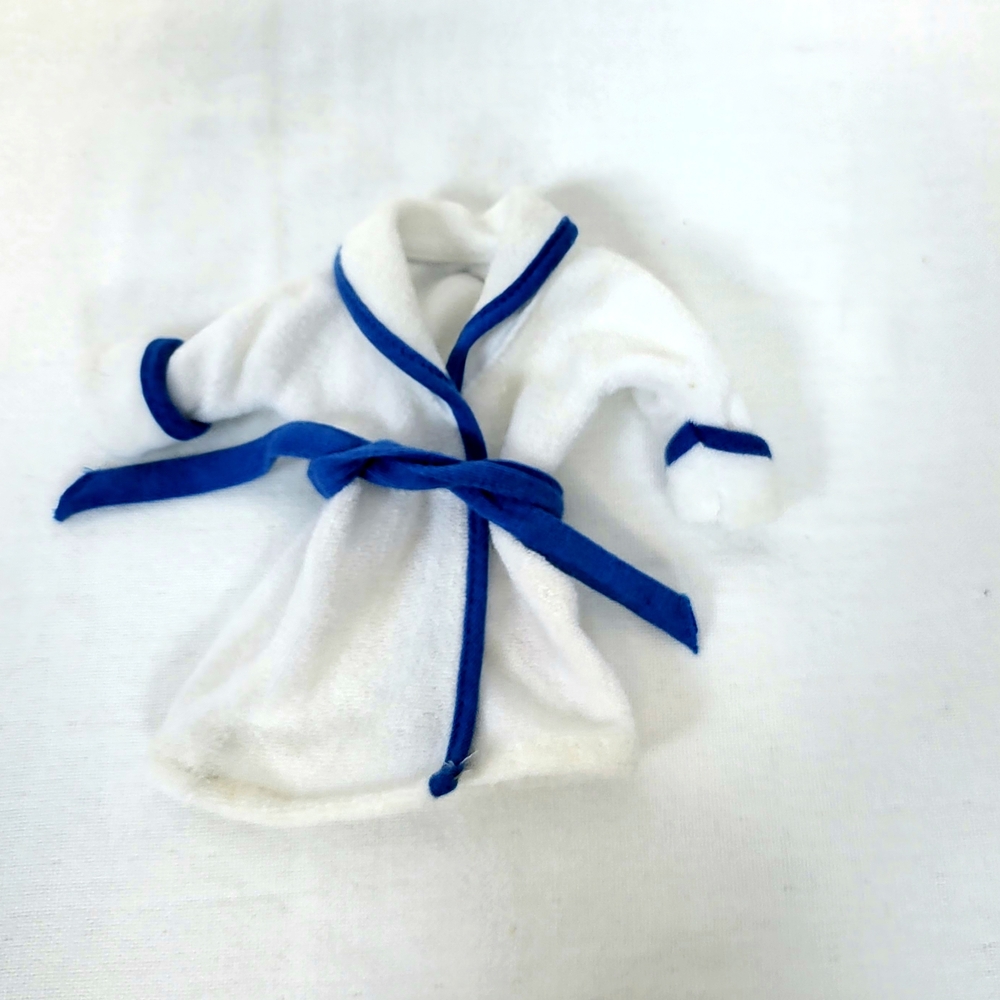 Barbie 1998 Bath Boutique White Blue Trim‎ Terry Cloth Replacement Bathrobe Vtg